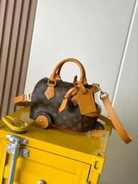 Picture of Louis Vuitton Handbags _SKUfw237318158fw